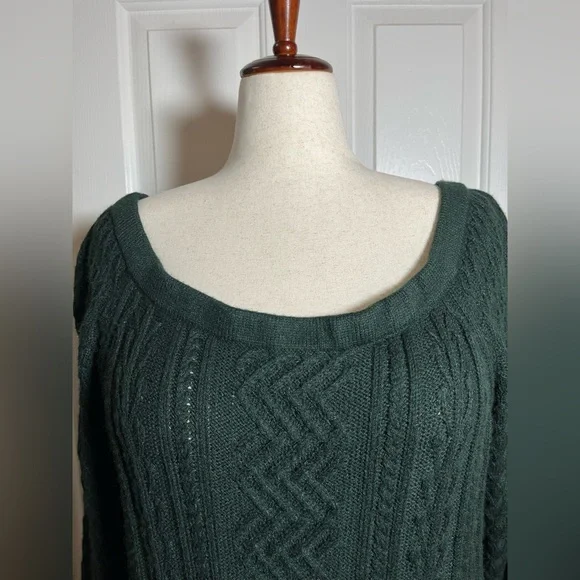Lane Bryant Cozy Forest Green Cable Knit Sweater - Picture 2 of 14